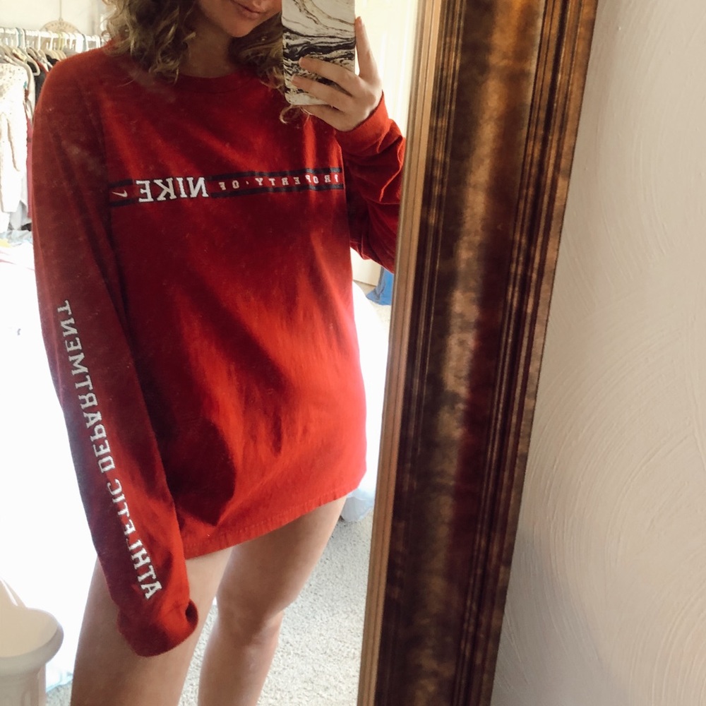 Property of Nike Longsleeve